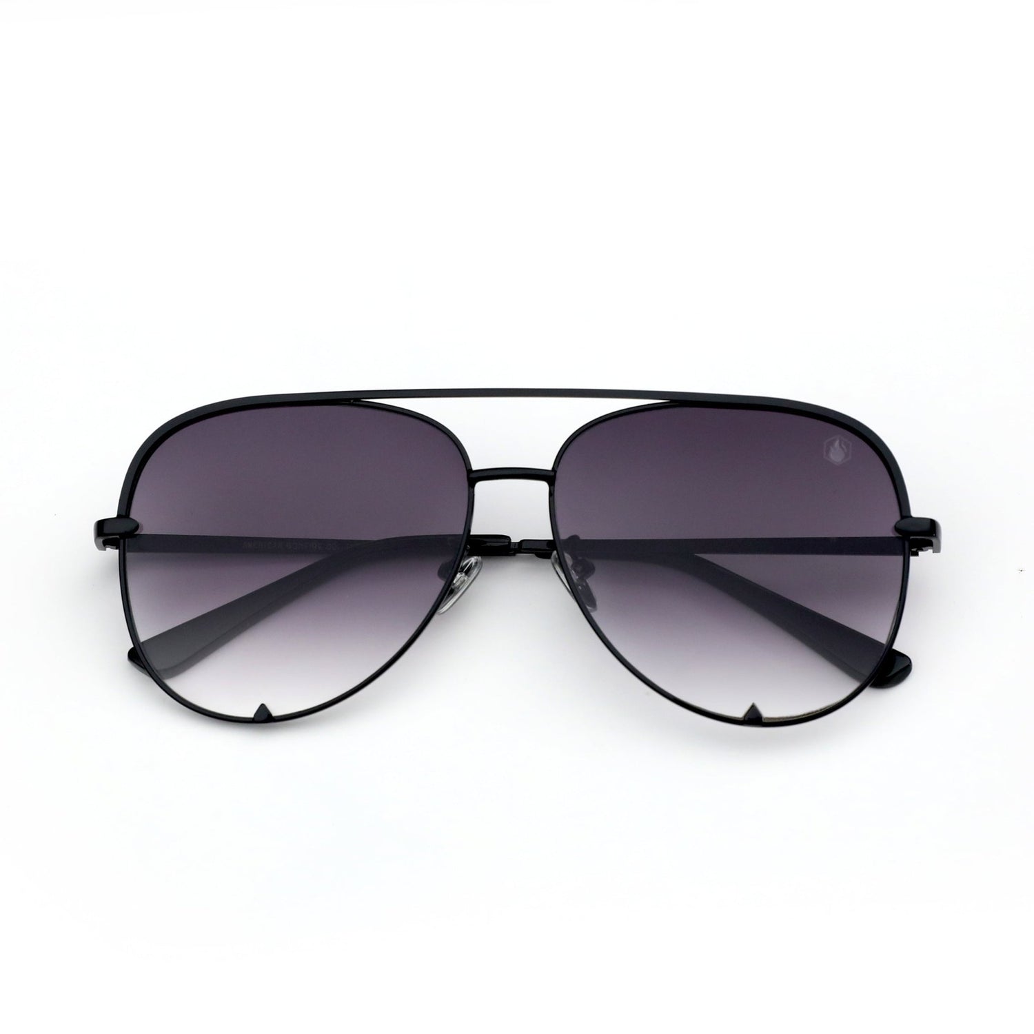 Mo Brings Plenty Aviator in Obsidian - American Bonfire Co.