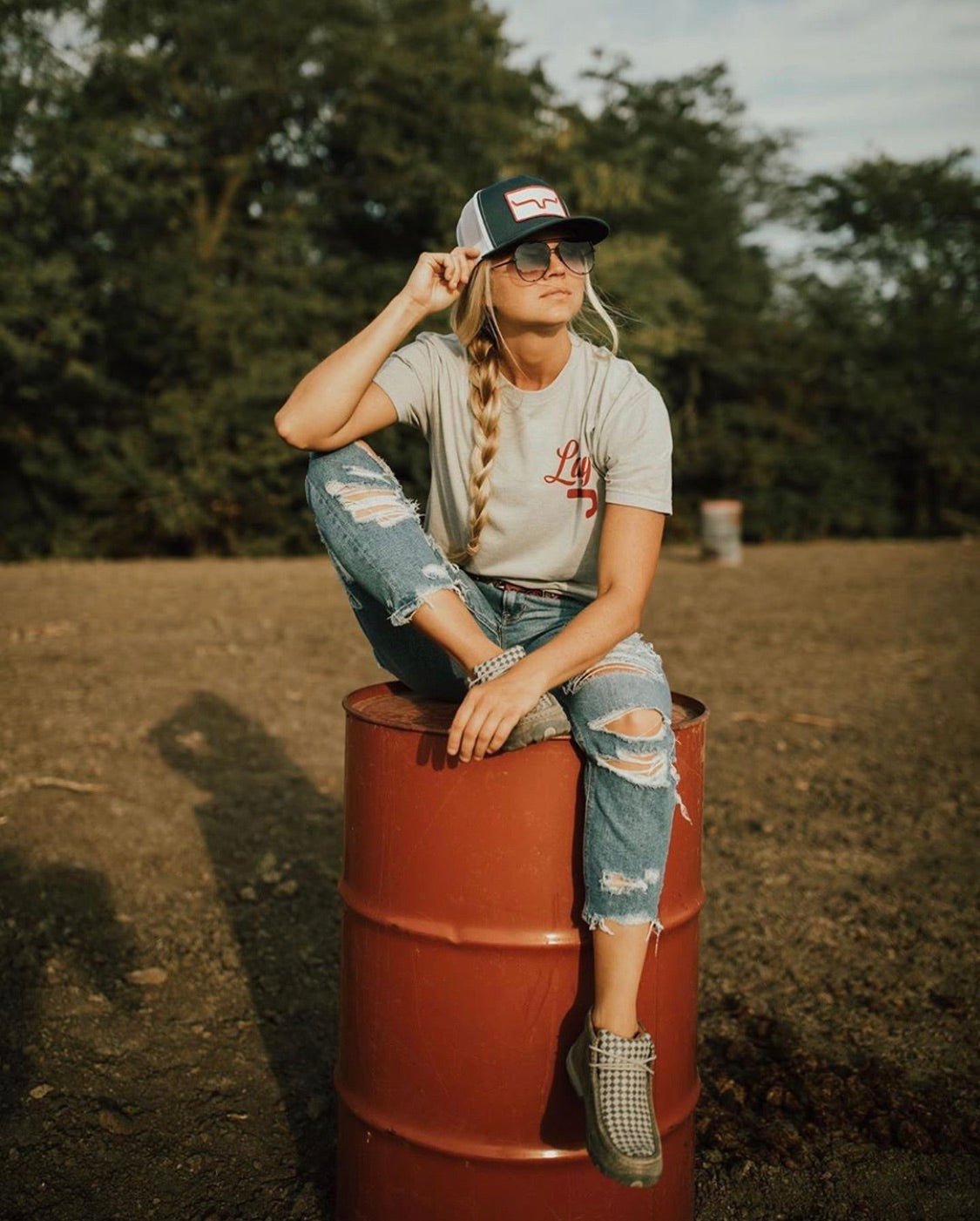 Mo Brings Plenty Aviator in Obsidian - American Bonfire Co.